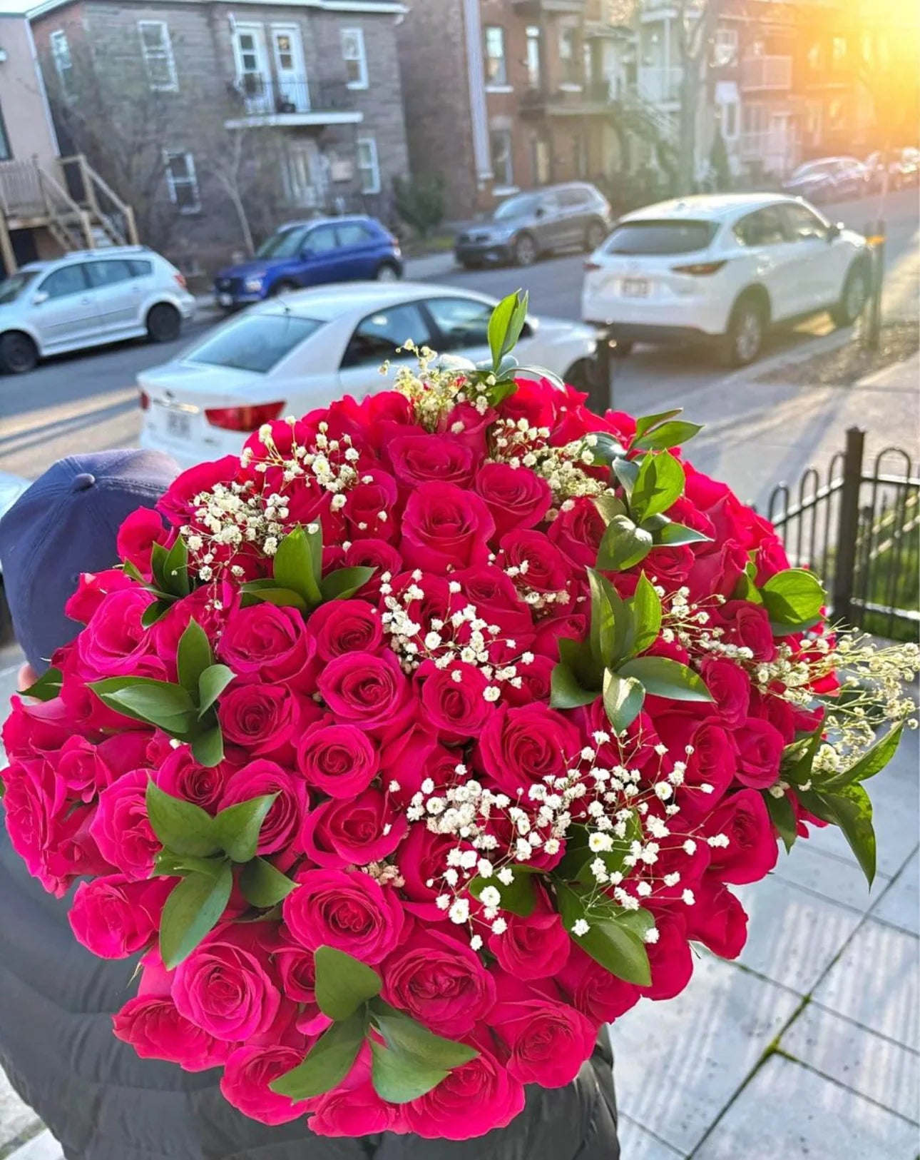 Bouquet de 100 roses roses