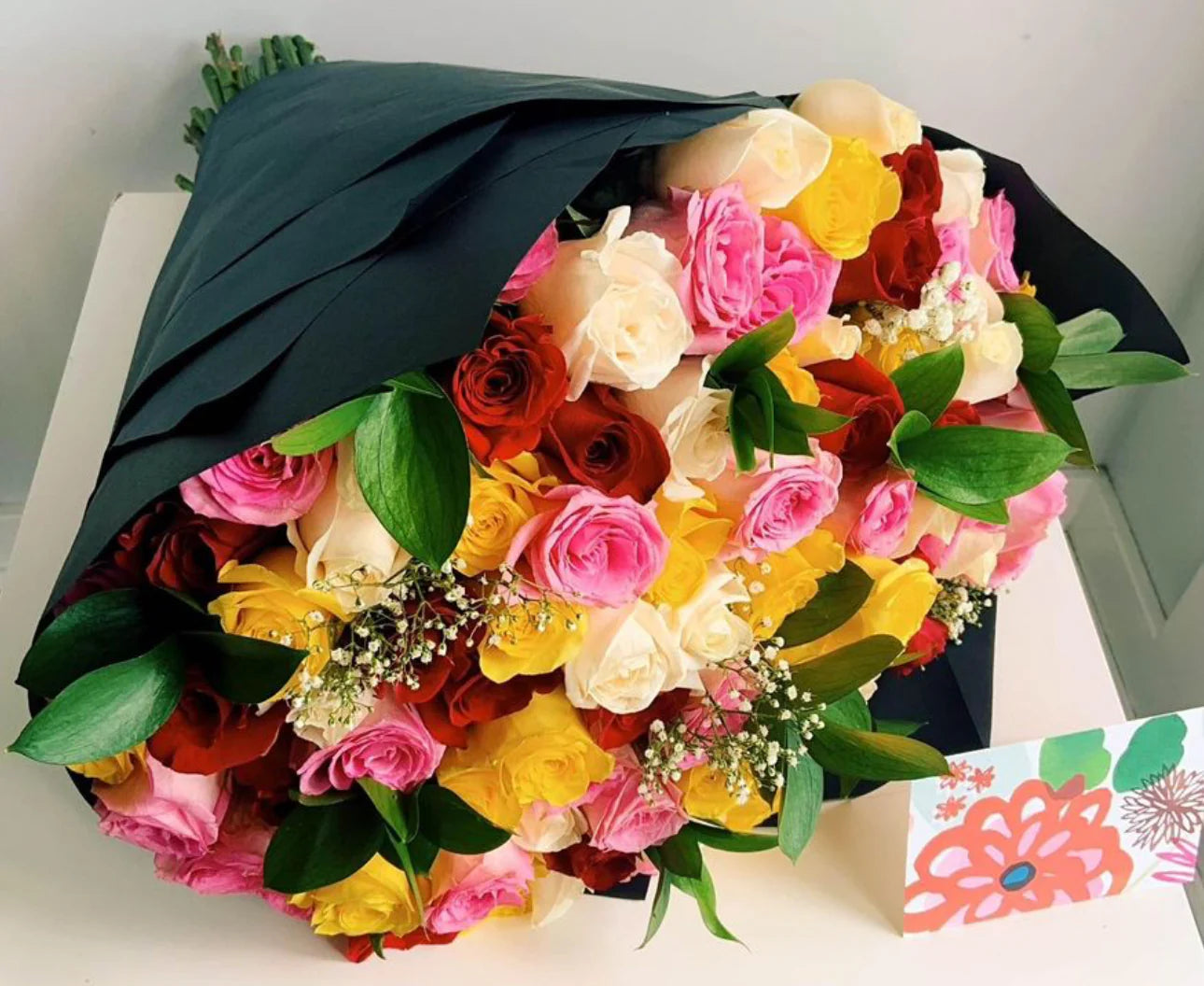 100 Multicolour Rose Bouquet