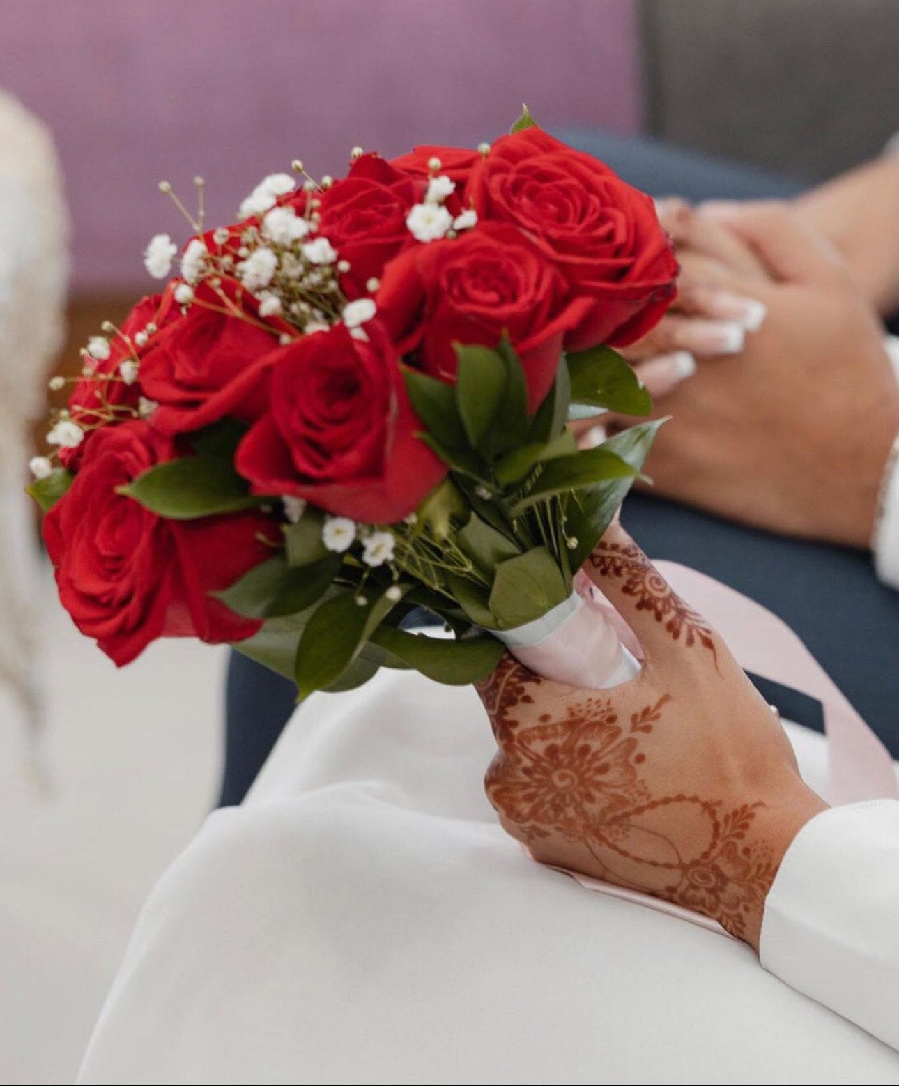 Bridesmaid Bouquet 12 Roses Red