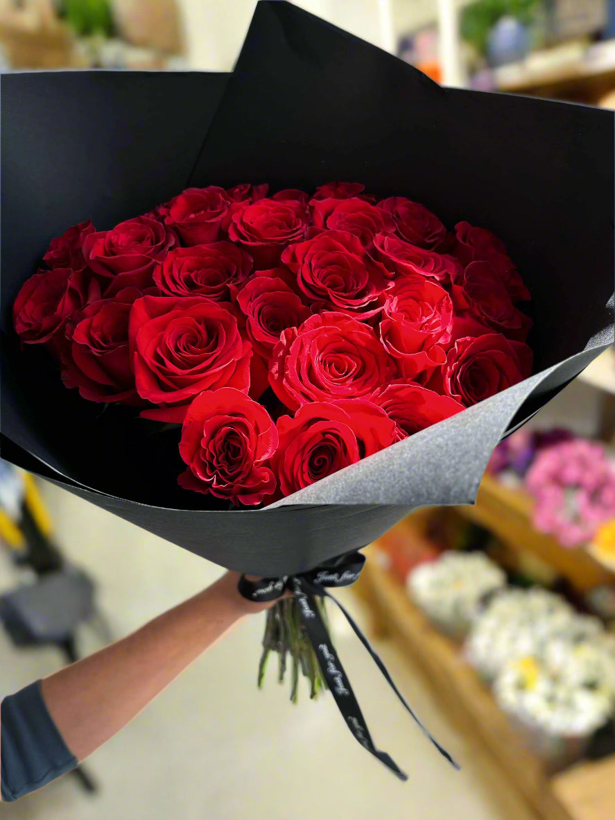 36 Long-Stem Roses, 70cm