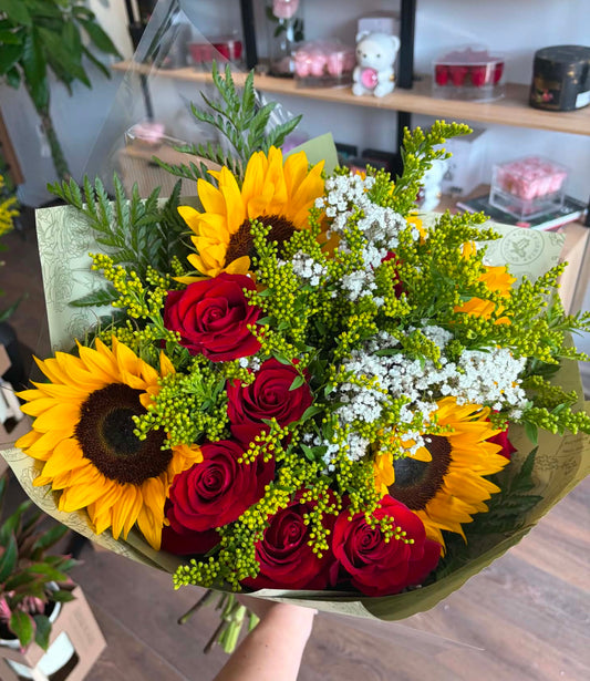 "Honey & Ruby" Red roses & Sunflowers