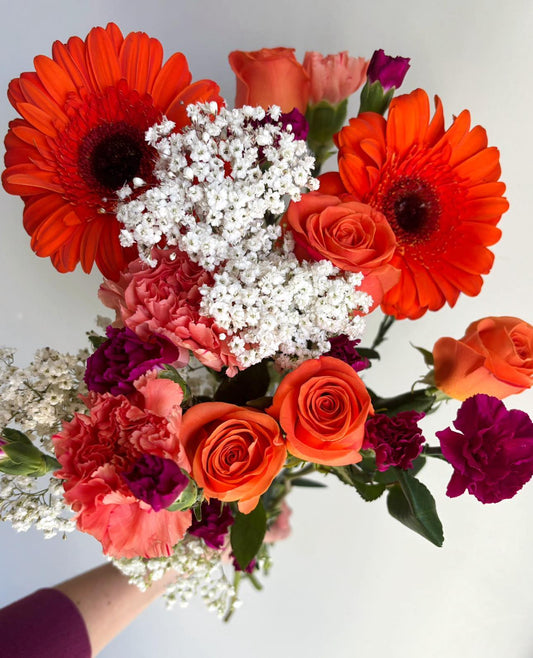 "Peachy Tango" 🍑 Bouquet of assorted flowers
