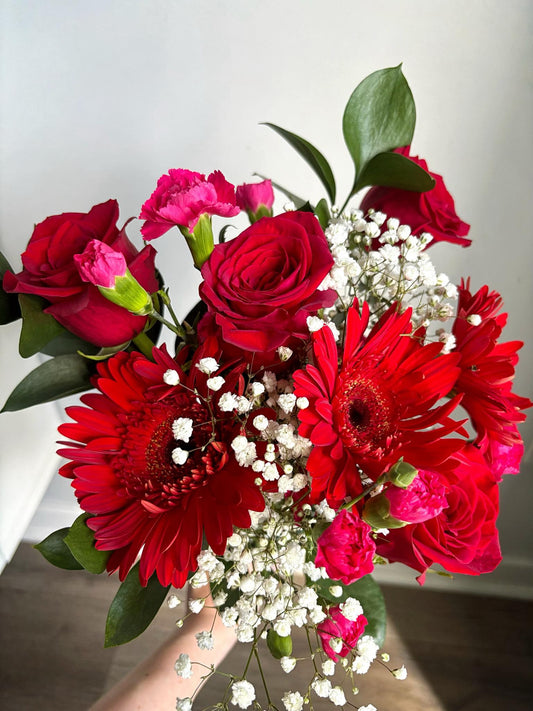 "Tango" ❤️‍🔥 / Bouquet of assorted flowers "